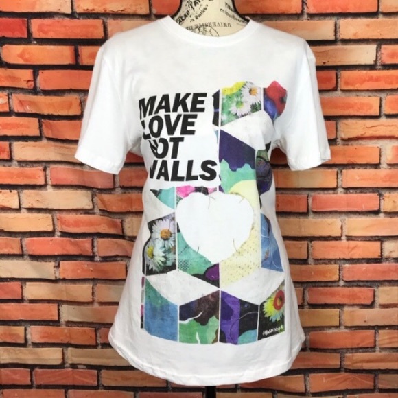Diesel USA “Make Love Not Walls” Women’s White Floral Love T-Shirt Size Large - Picture 1 of 9